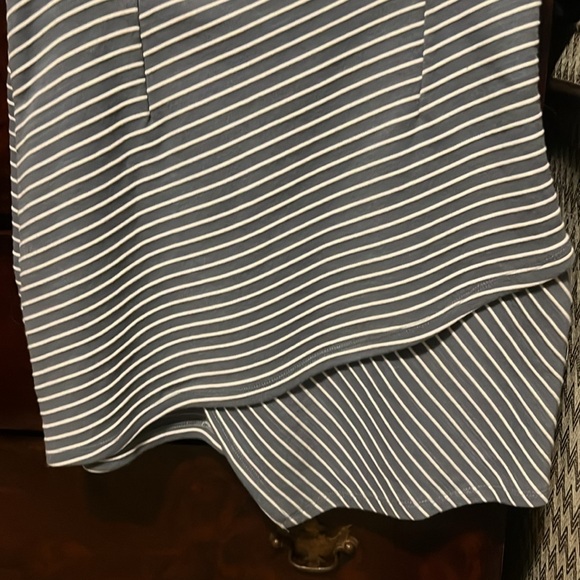 Asymmetrical mini skirt - Picture 2 of 2